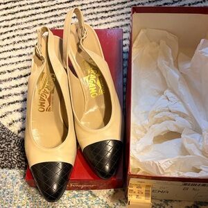 Salvatore Ferragamo Beige and Black Scalena Shoes Sz 8.5 AA. New in box